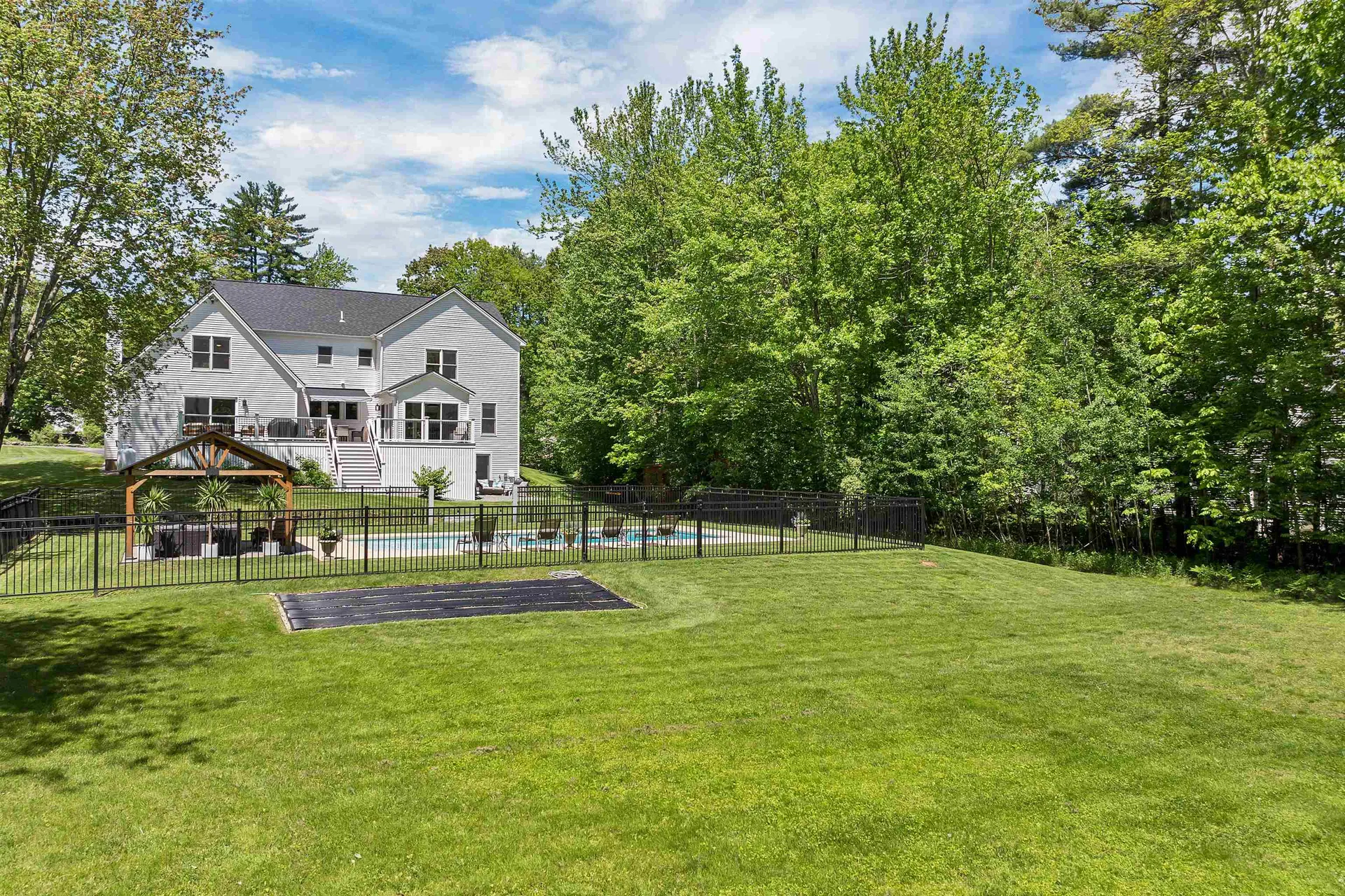 252 Long Hill Road Dover NH 03820