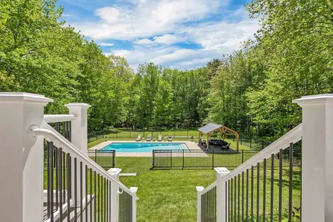 252 Long Hill Road Dover NH 03820