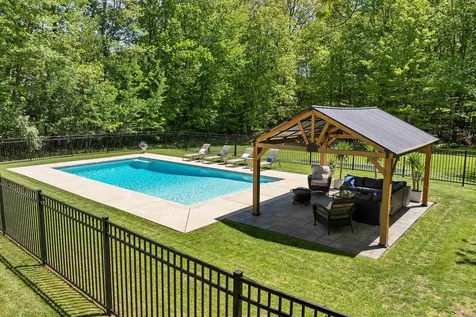 252 Long Hill Road Dover NH 03820