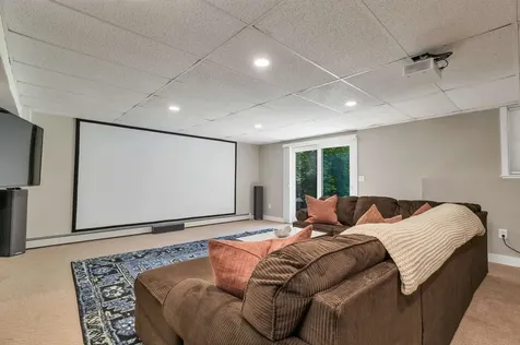 252 Long Hill Road Dover NH 03820