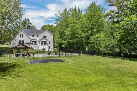 252 Long Hill Road Dover NH 03820