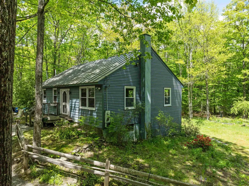 36 Whiskey Pine Road Sutton NH 03260