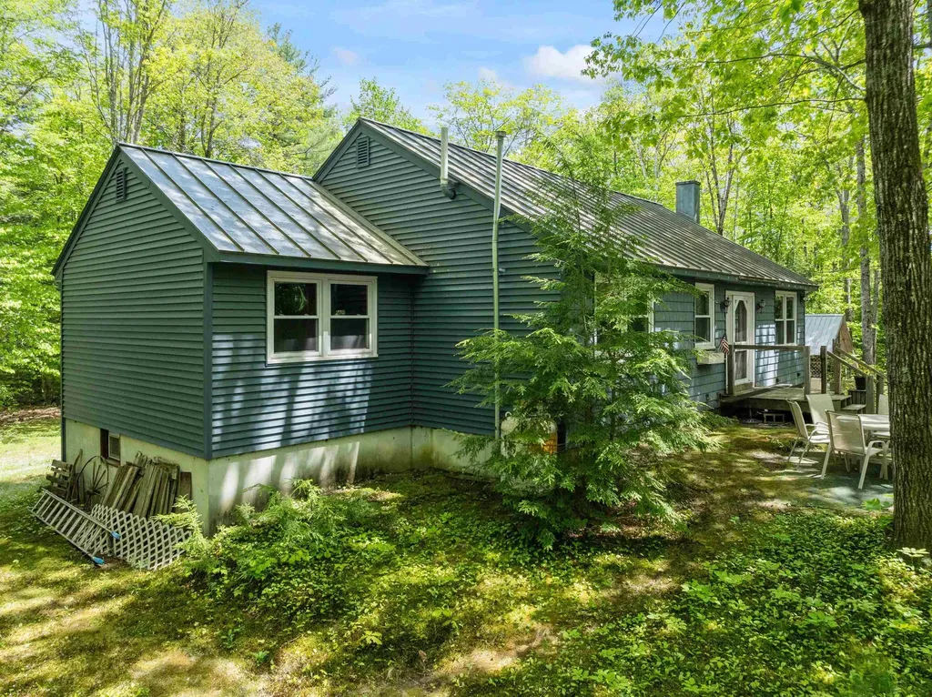 36 Whiskey Pine Road Sutton NH 03260