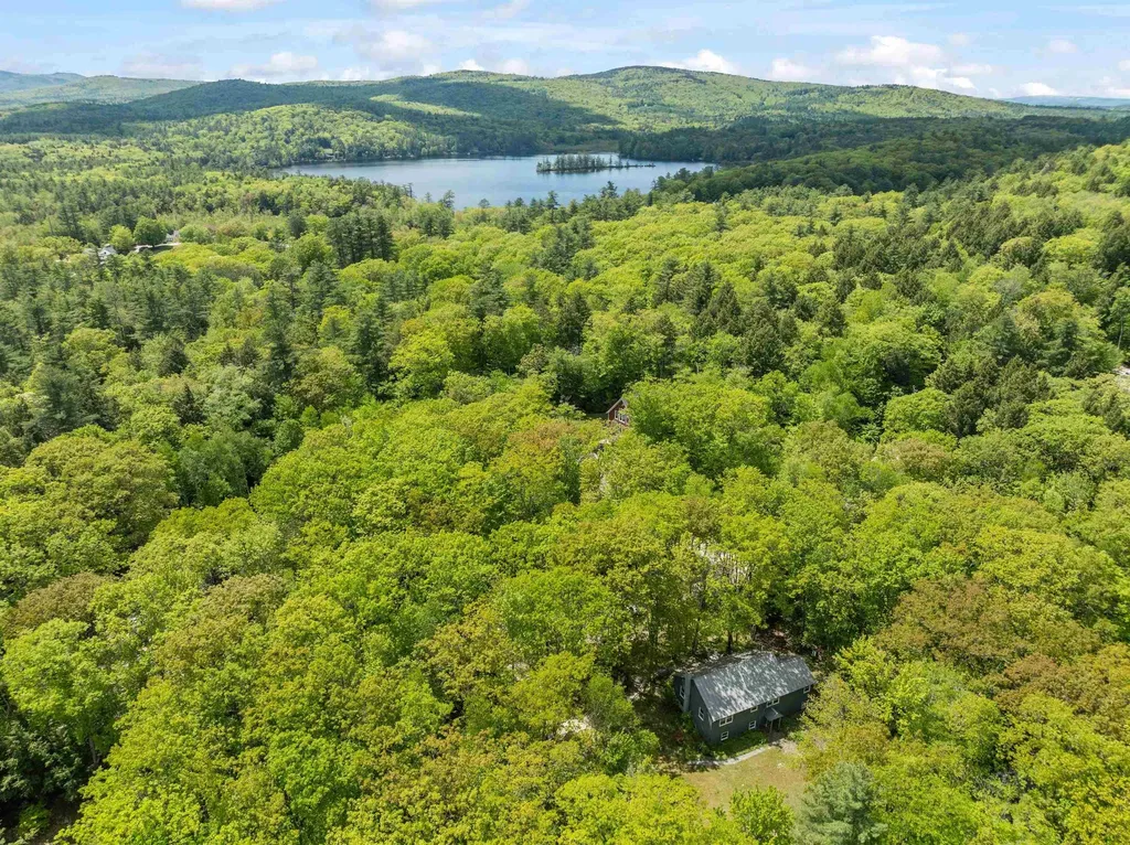 36 Whiskey Pine Road Sutton NH 03260