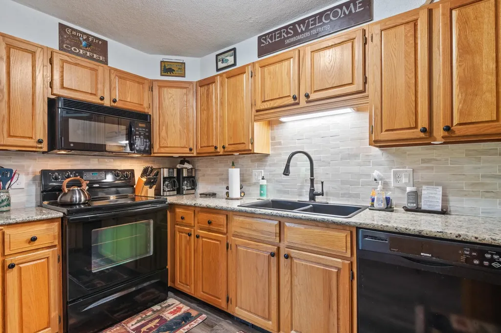 G28 Christmas Mountain Road Bartlett NH 03812