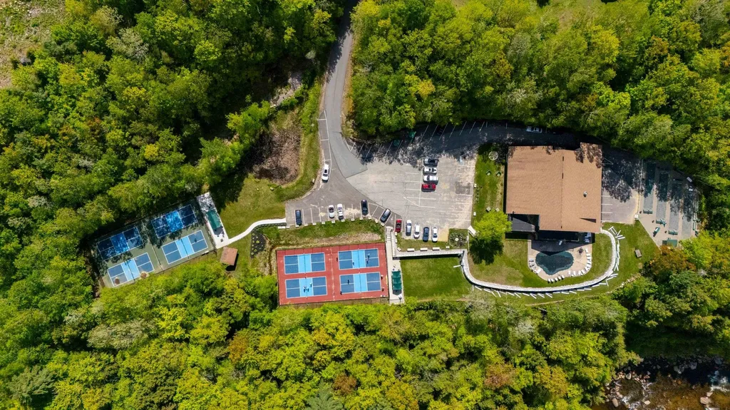 G28 Christmas Mountain Road Bartlett NH 03812