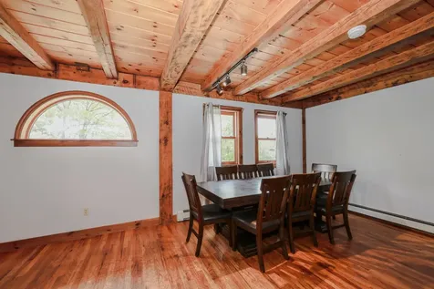 278 North Road Deerfield NH 03037