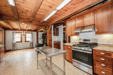 278 North Road Deerfield NH 03037