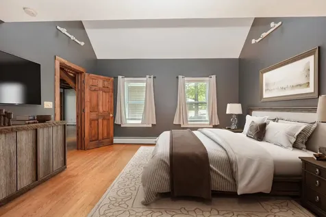 278 North Road Deerfield NH 03037