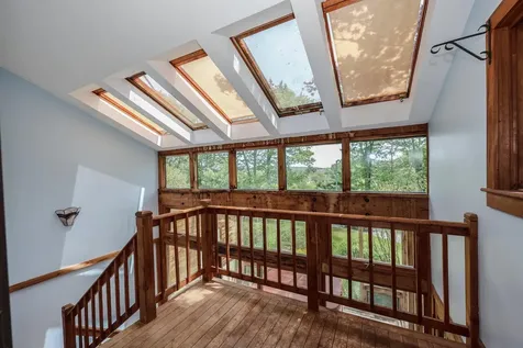 278 North Road Deerfield NH 03037