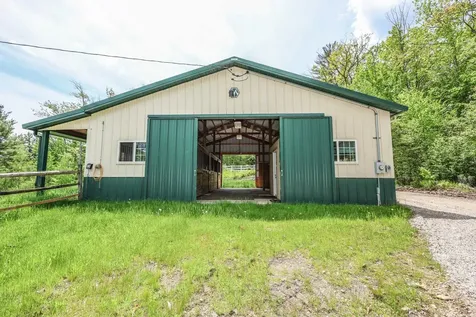 278 North Road Deerfield NH 03037