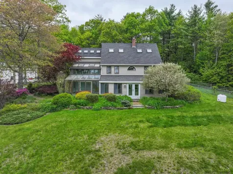278 North Road Deerfield NH 03037