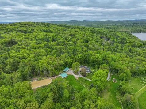 278 North Road Deerfield NH 03037
