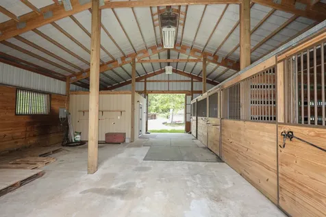 278 North Road Deerfield NH 03037