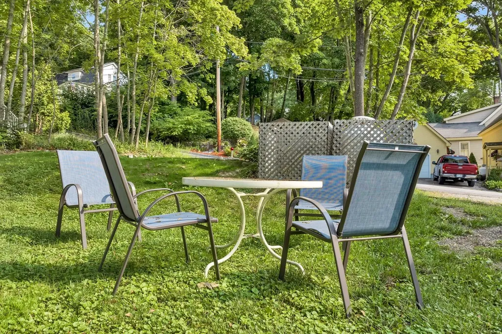 154 Center Street Wolfeboro NH 03894