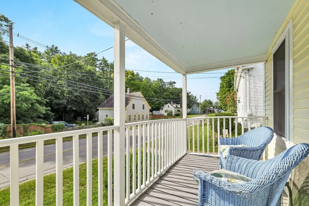 154 Center Street Wolfeboro NH 03894