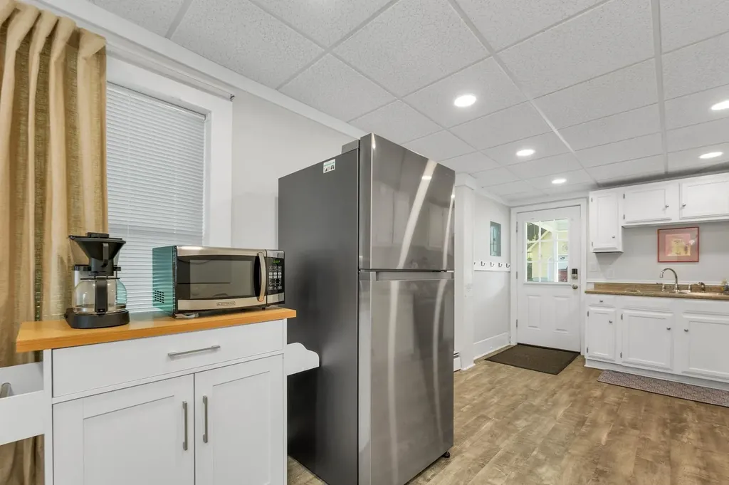 154 Center Street Wolfeboro NH 03894
