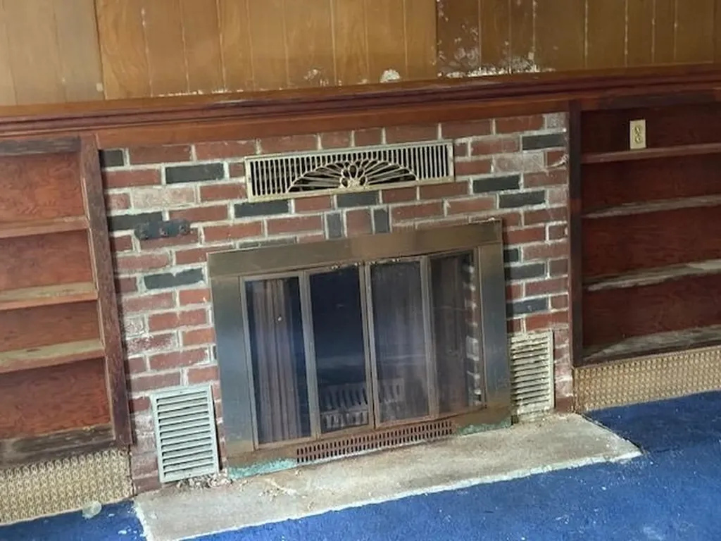 229 Academy Road Pembroke NH 03275