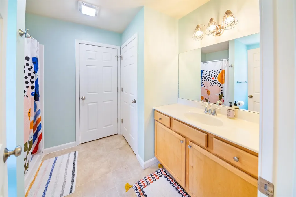 39 Bushey Road Fairfax VT 05454