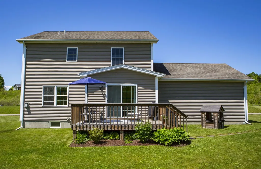 39 Bushey Road Fairfax VT 05454