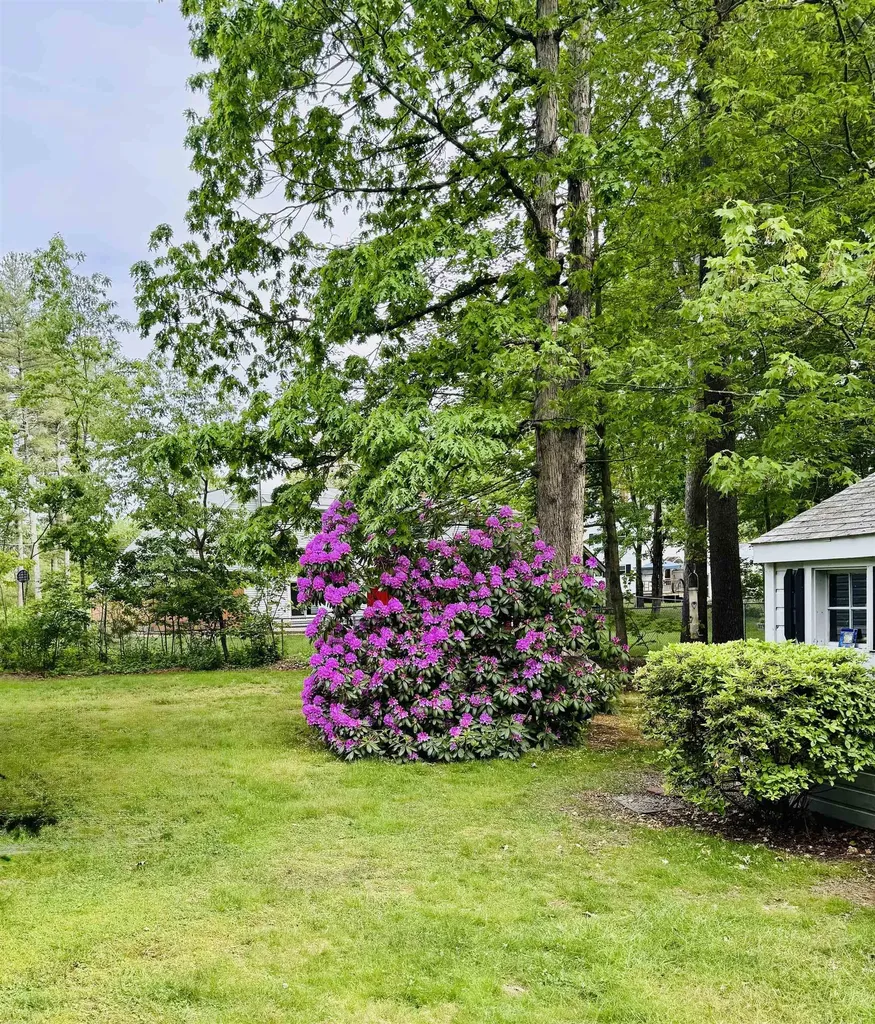 4 Gary Street Nashua NH 03062