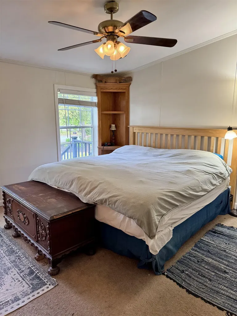 4 Gary Street Nashua NH 03062