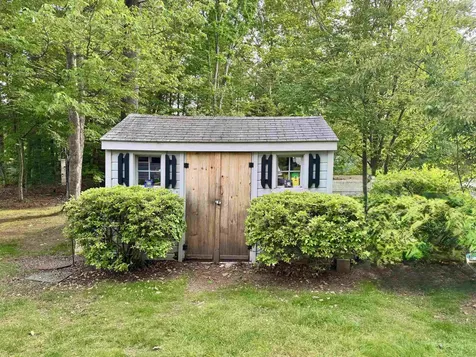 4 Gary Street Nashua NH 03062