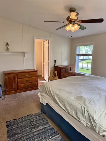 4 Gary Street Nashua NH 03062