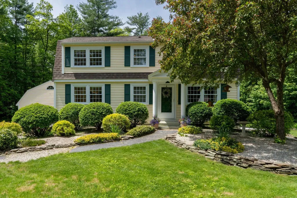 16 Birchwood Drive Derry NH 03038