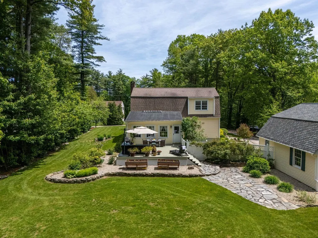 16 Birchwood Drive Derry NH 03038
