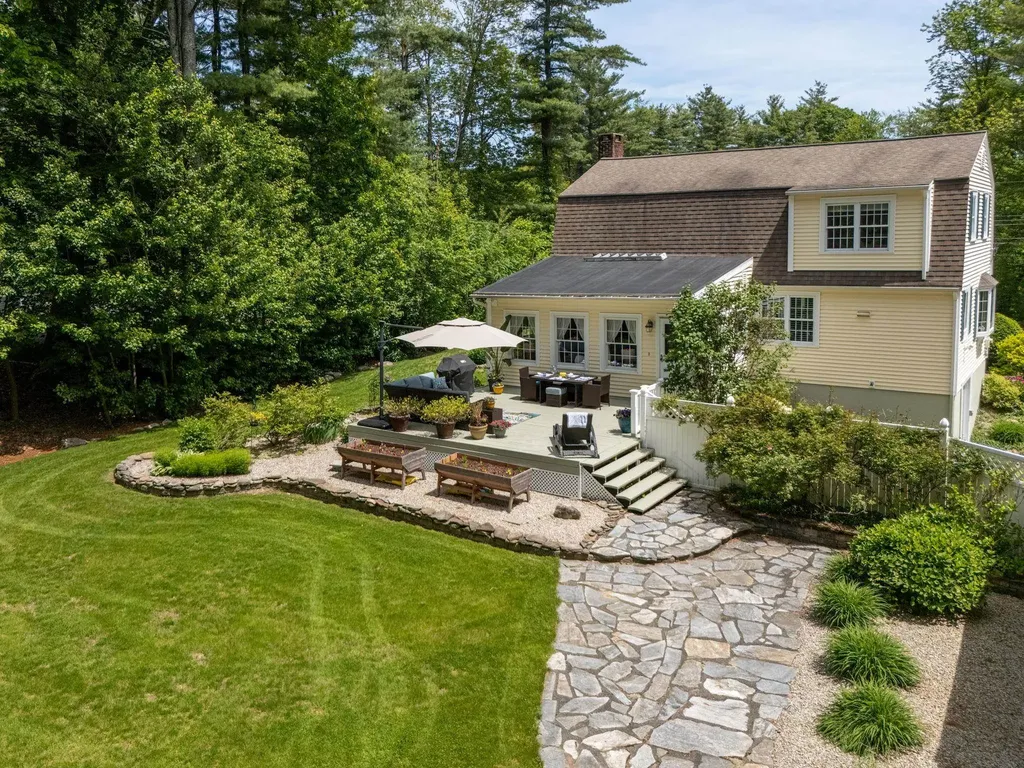 16 Birchwood Drive Derry NH 03038