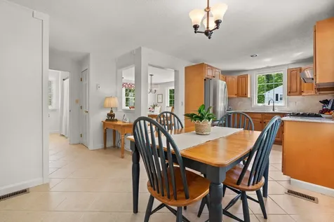 16 Birchwood Drive Derry NH 03038