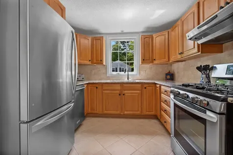 16 Birchwood Drive Derry NH 03038