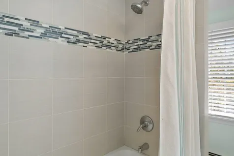 16 Birchwood Drive Derry NH 03038