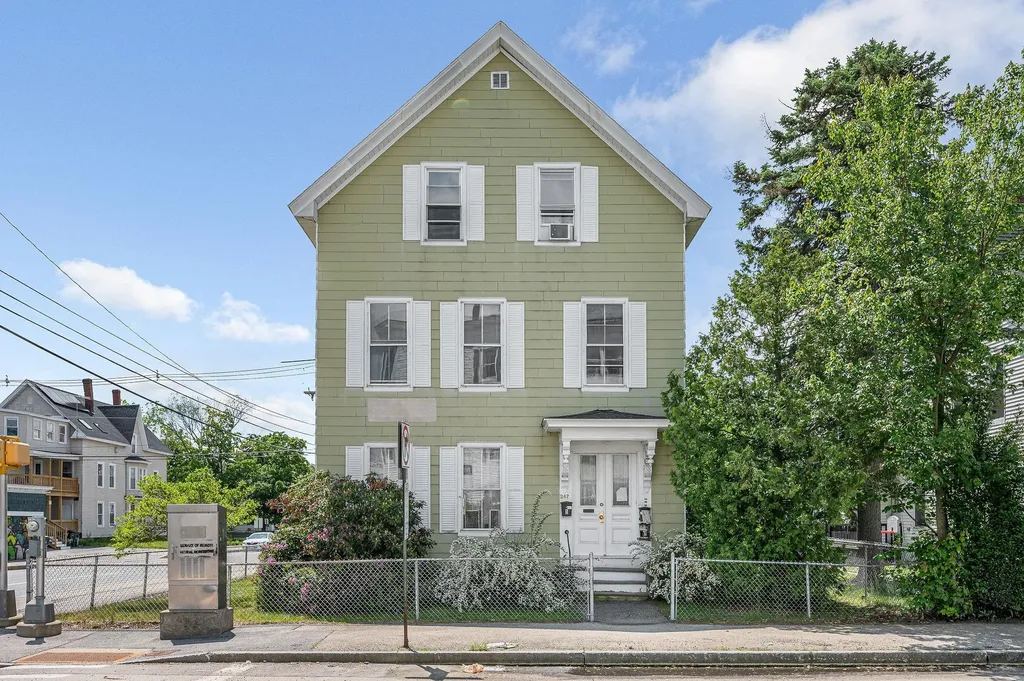 247 Spruce Street Manchester NH 03103