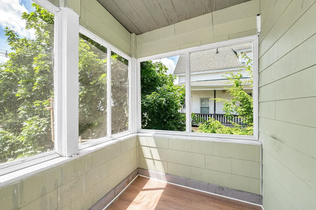 247 Spruce Street Manchester NH 03103