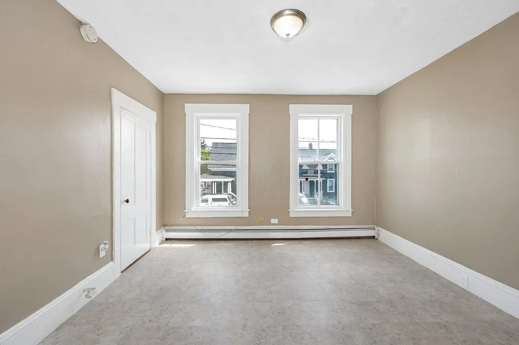 247 Spruce Street Manchester NH 03103