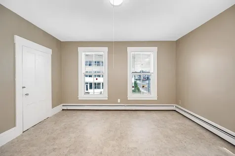 247 Spruce Street Manchester NH 03103