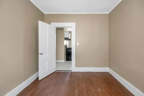 247 Spruce Street Manchester NH 03103