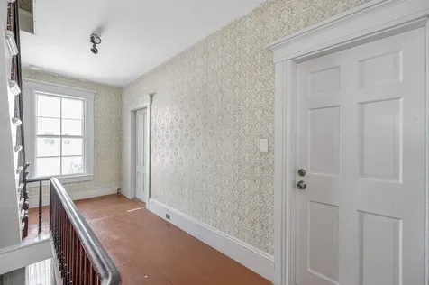 247 Spruce Street Manchester NH 03103