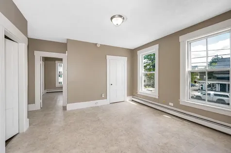 247 Spruce Street Manchester NH 03103