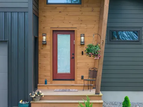 27 Hanley Lane Essex VT 05452