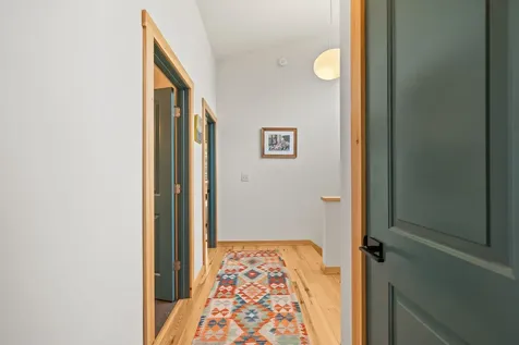 27 Hanley Lane Essex VT 05452