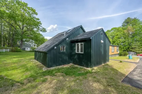 94 Lake Shore Drive Northwood NH 03261