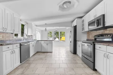 94 Lake Shore Drive Northwood NH 03261