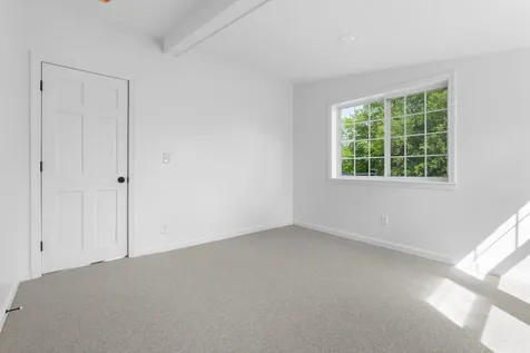 94 Lake Shore Drive Northwood NH 03261