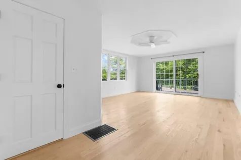 94 Lake Shore Drive Northwood NH 03261