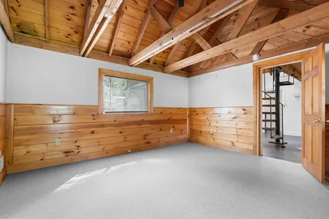 94 Lake Shore Drive Northwood NH 03261