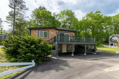 94 Lake Shore Drive Northwood NH 03261