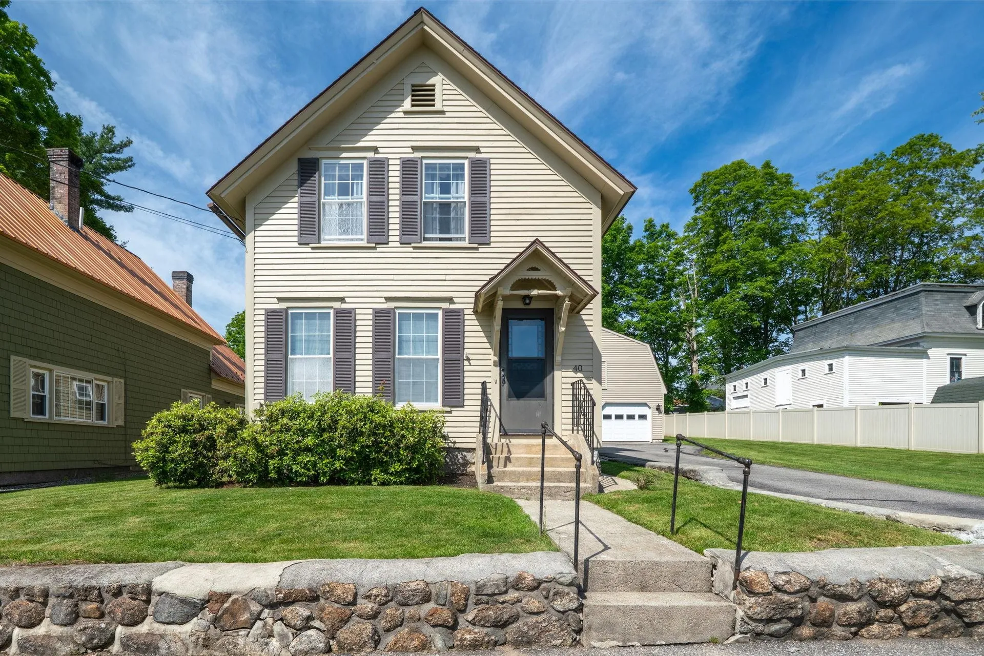 40 Central Street Hillsborough NH 03244